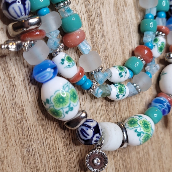 NWT Free People X Arden Jewelry Shaker Shakra Layered Necklace in Silver / Aqua - Picture 4 of 6